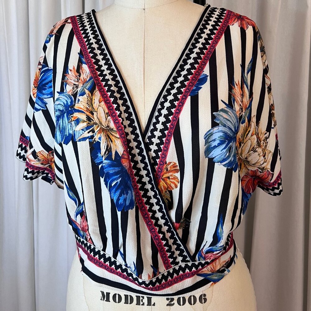 Flying Tomatio Back Tie Crop Top